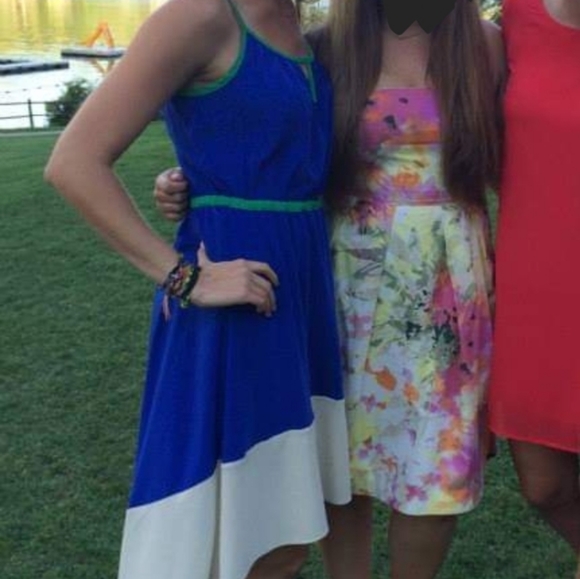 Color Block Midi Dress - Picture 9 of 9